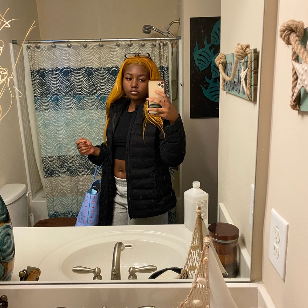 Meet your Posher, Tanyia